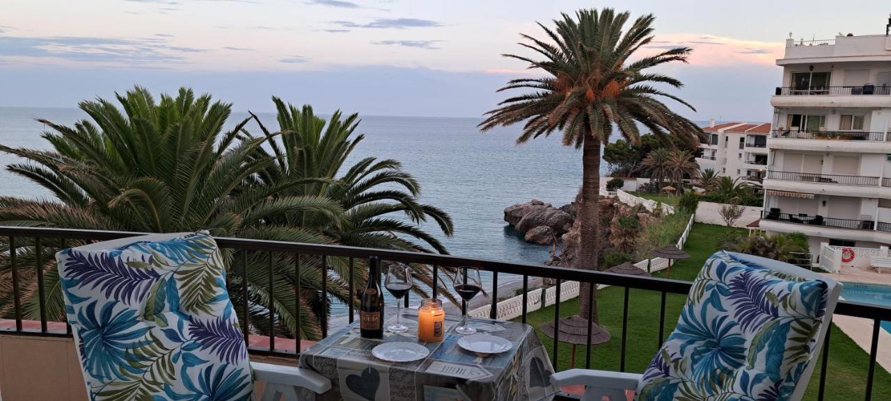 شقة Acapulco Playa Beautiful Seaview نيرخا المظهر الخارجي الصورة